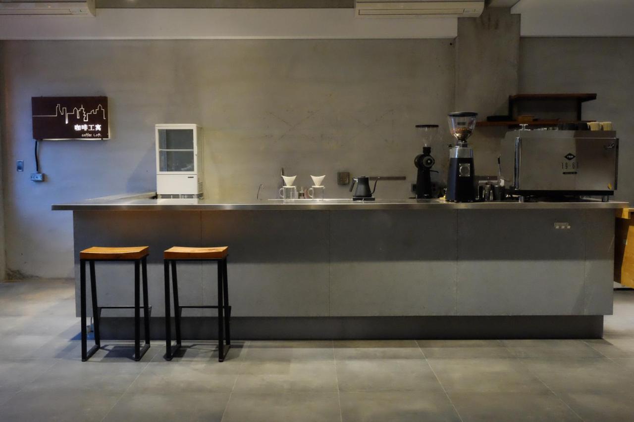 Coffeeloft Bed & Breakfast Taitung ภายนอก รูปภาพ
