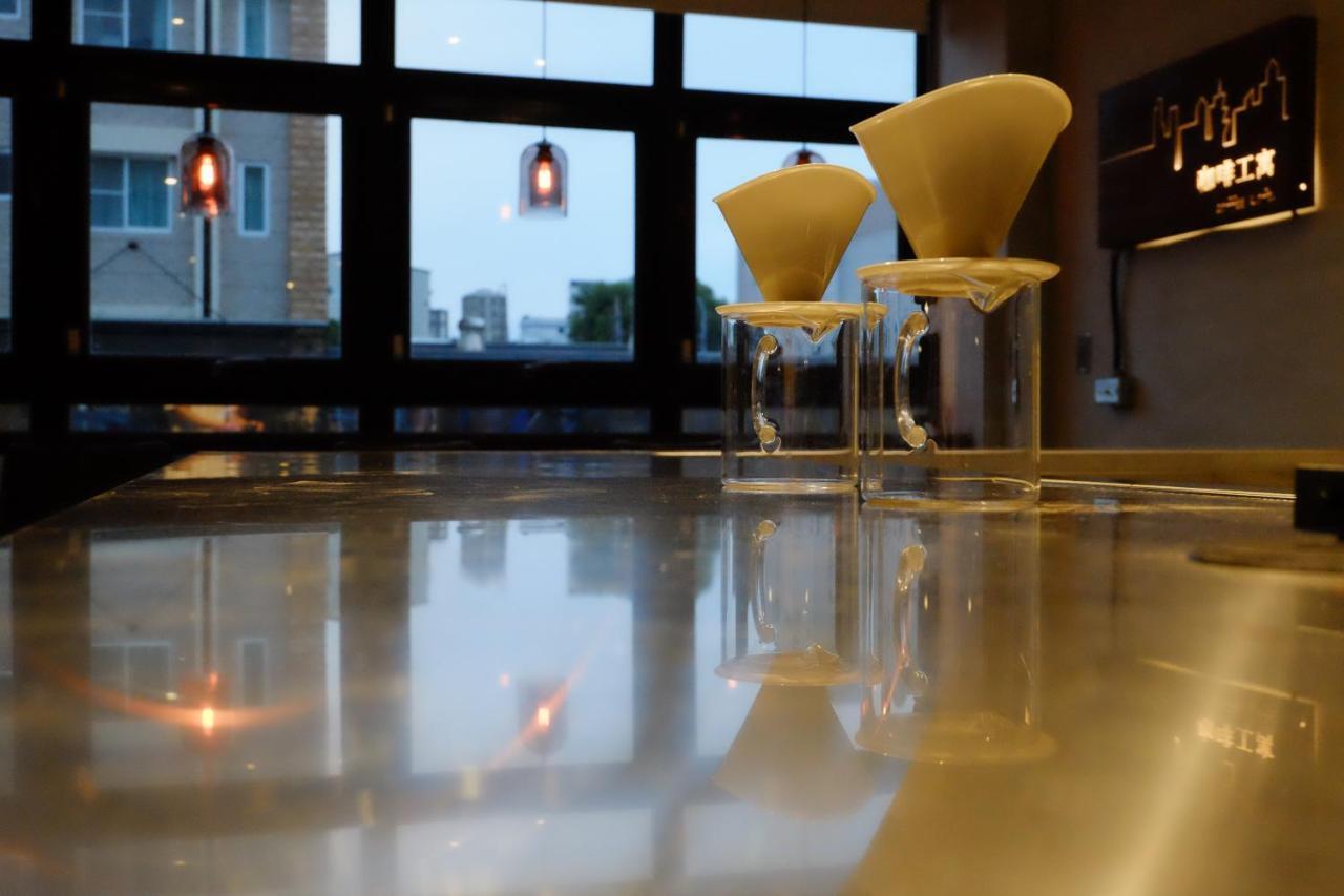 Coffeeloft Bed & Breakfast Taitung ภายนอก รูปภาพ