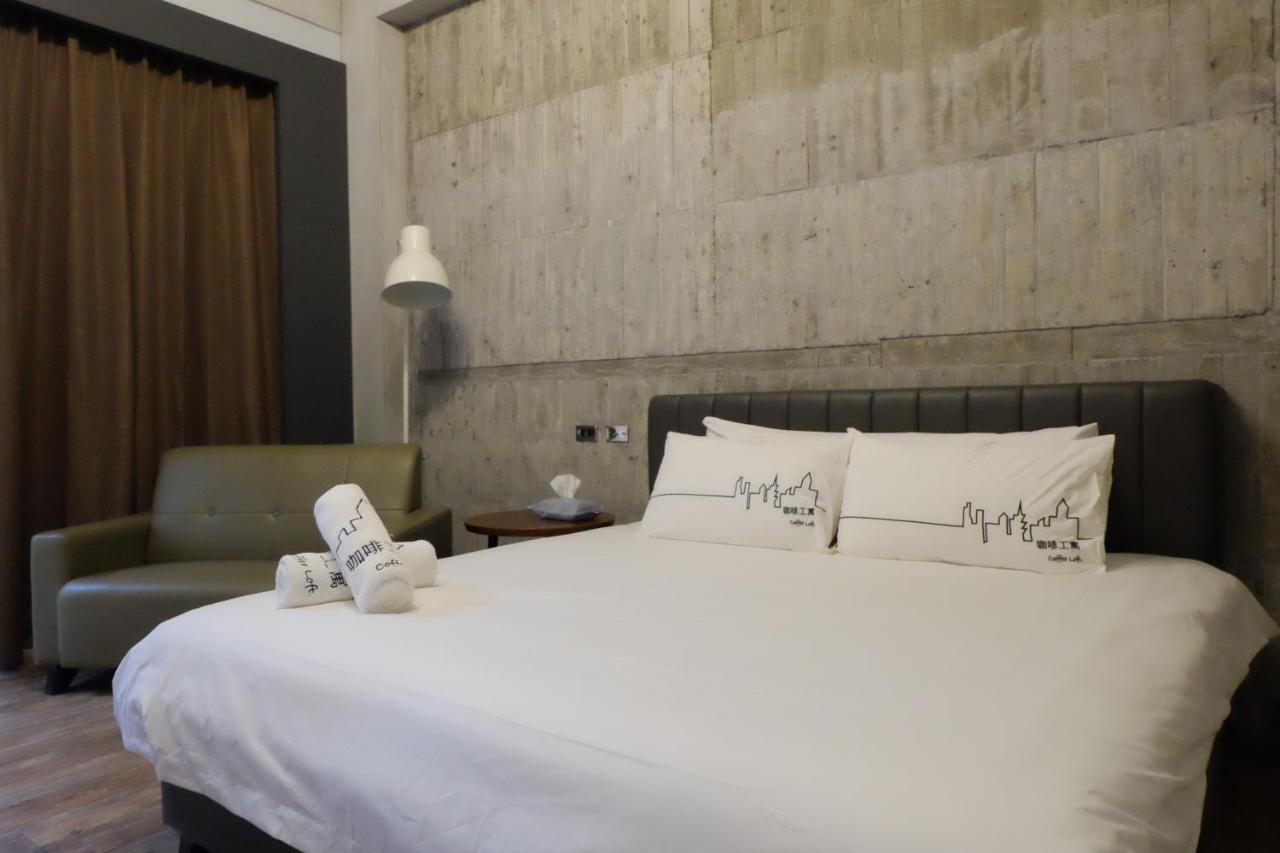 Coffeeloft Bed & Breakfast Taitung ภายนอก รูปภาพ