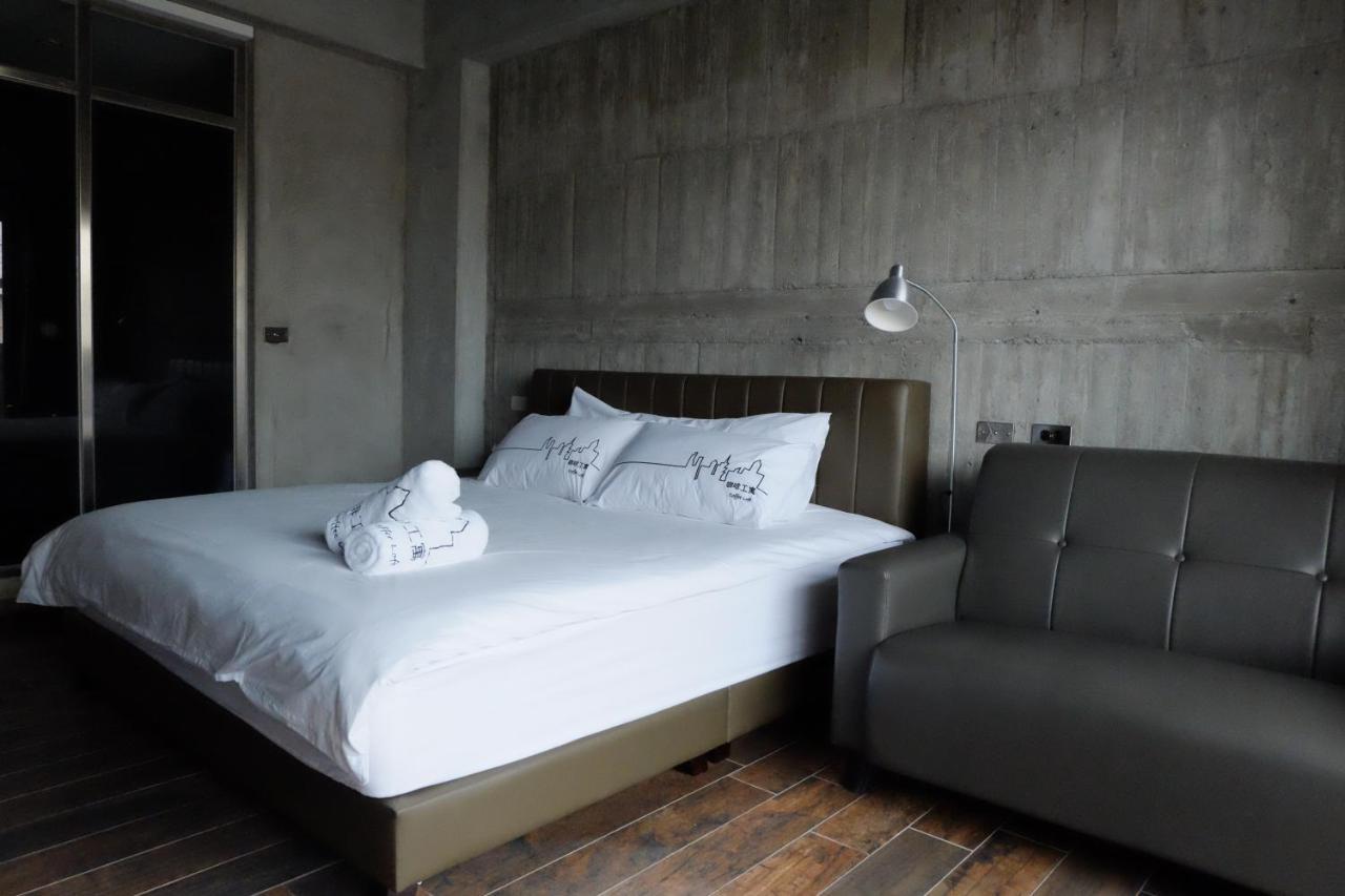 Coffeeloft Bed & Breakfast Taitung ภายนอก รูปภาพ