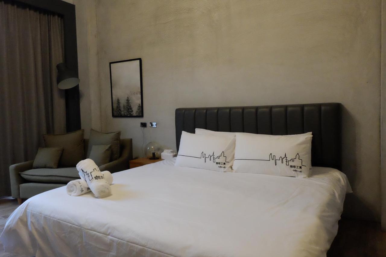 Coffeeloft Bed & Breakfast Taitung ภายนอก รูปภาพ